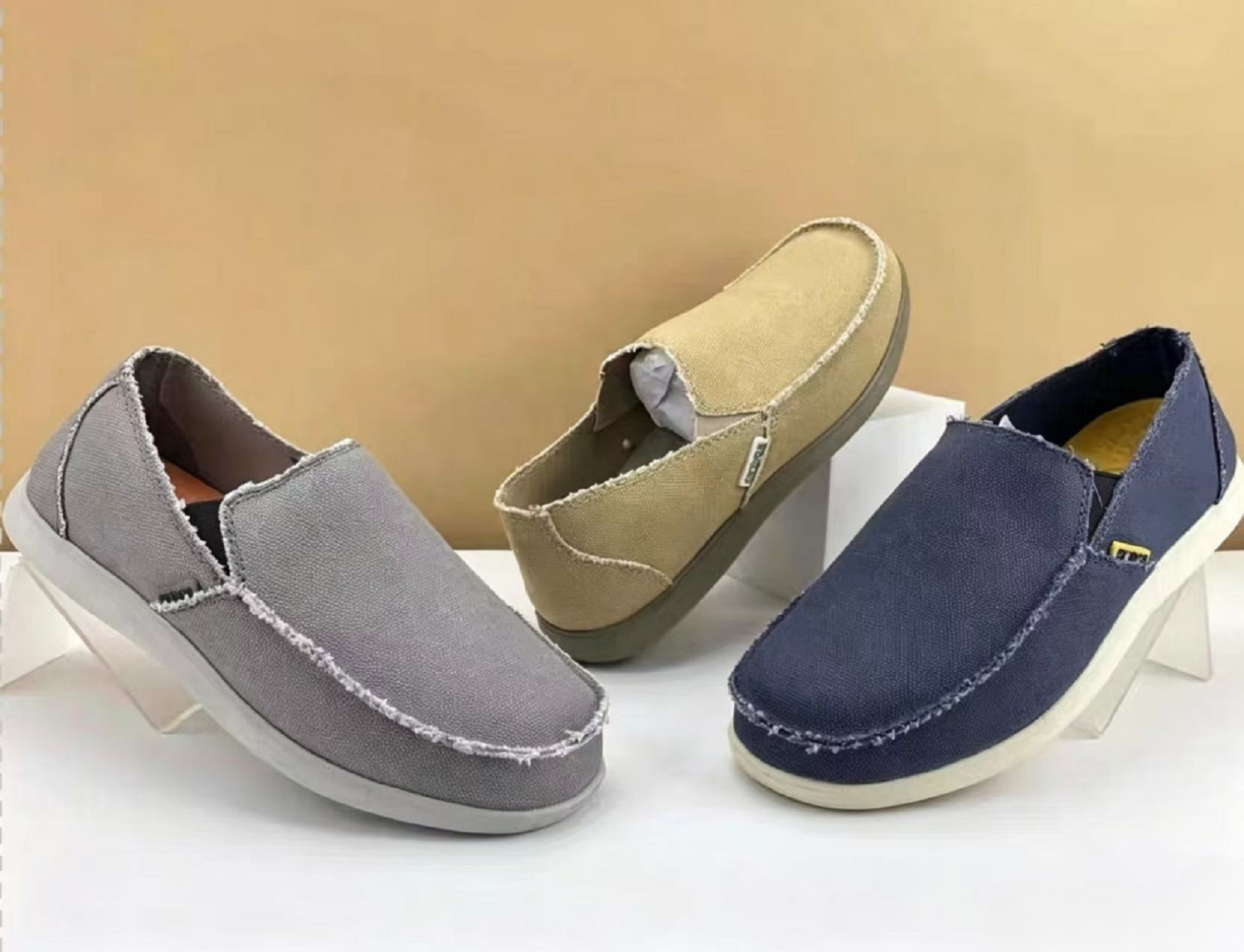 New Crocs Santa Cruz Men Canvas Slip On Loafers Casual Walking Shoes