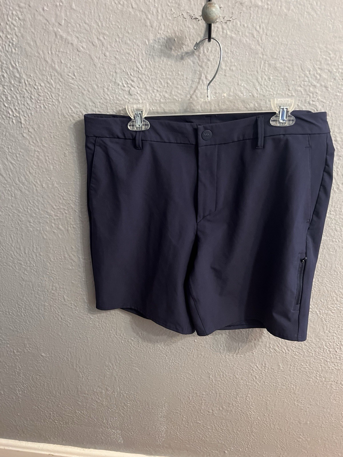 All in Motion Mens Size 36 Navy Blue Shorts 8.5 Inches Inseam