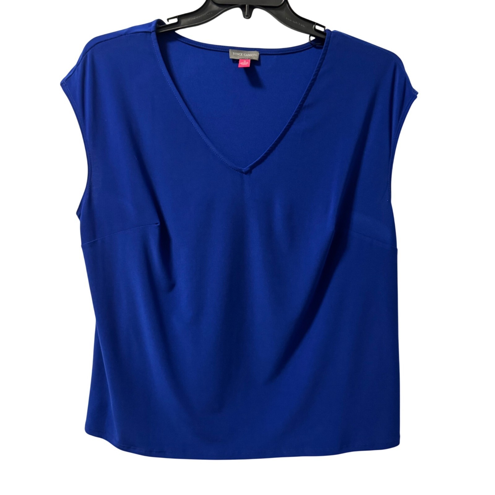 Vince Camuto V-Neck Blue Sleeveless Top Size 1X Polyester/Spandex Blend. NWT