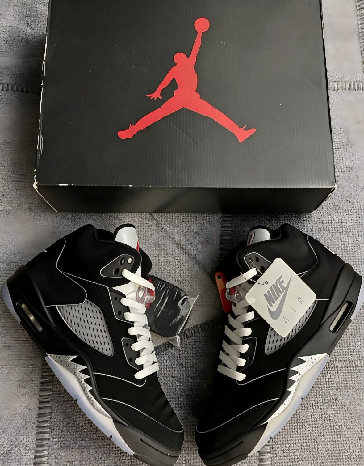 Air Jordan 5 “BLACK METALLIC REIMAGINED” High Top Men’s Baketball Shoes