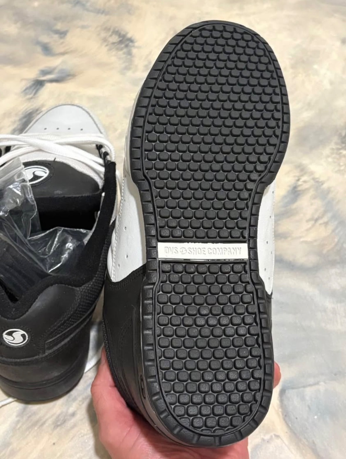 DVS Contra in RARE color! Never Worn