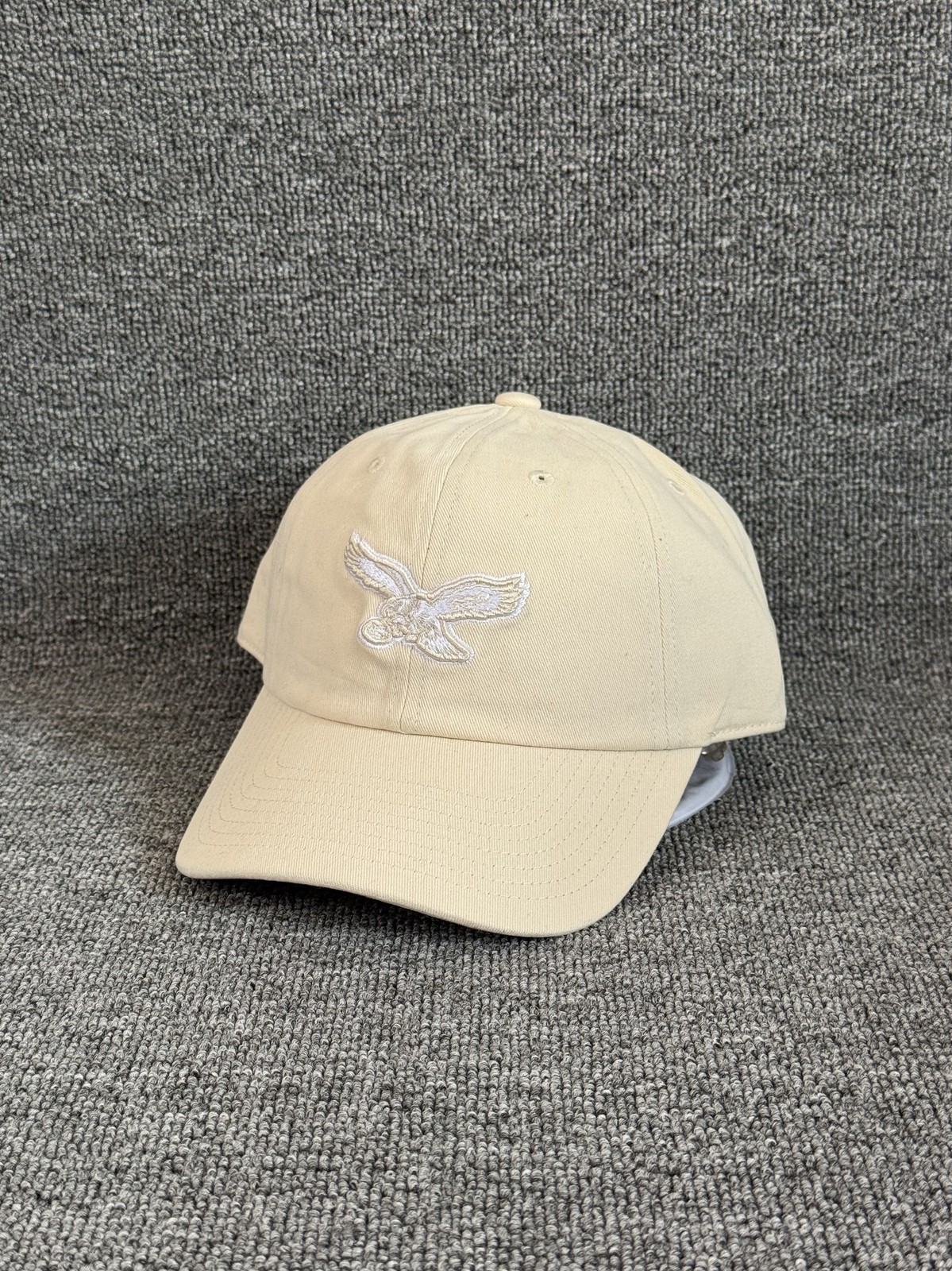 Mitchell & Ness Eagles Dad Hat Strapback Cream NFL Cap Unknown Size