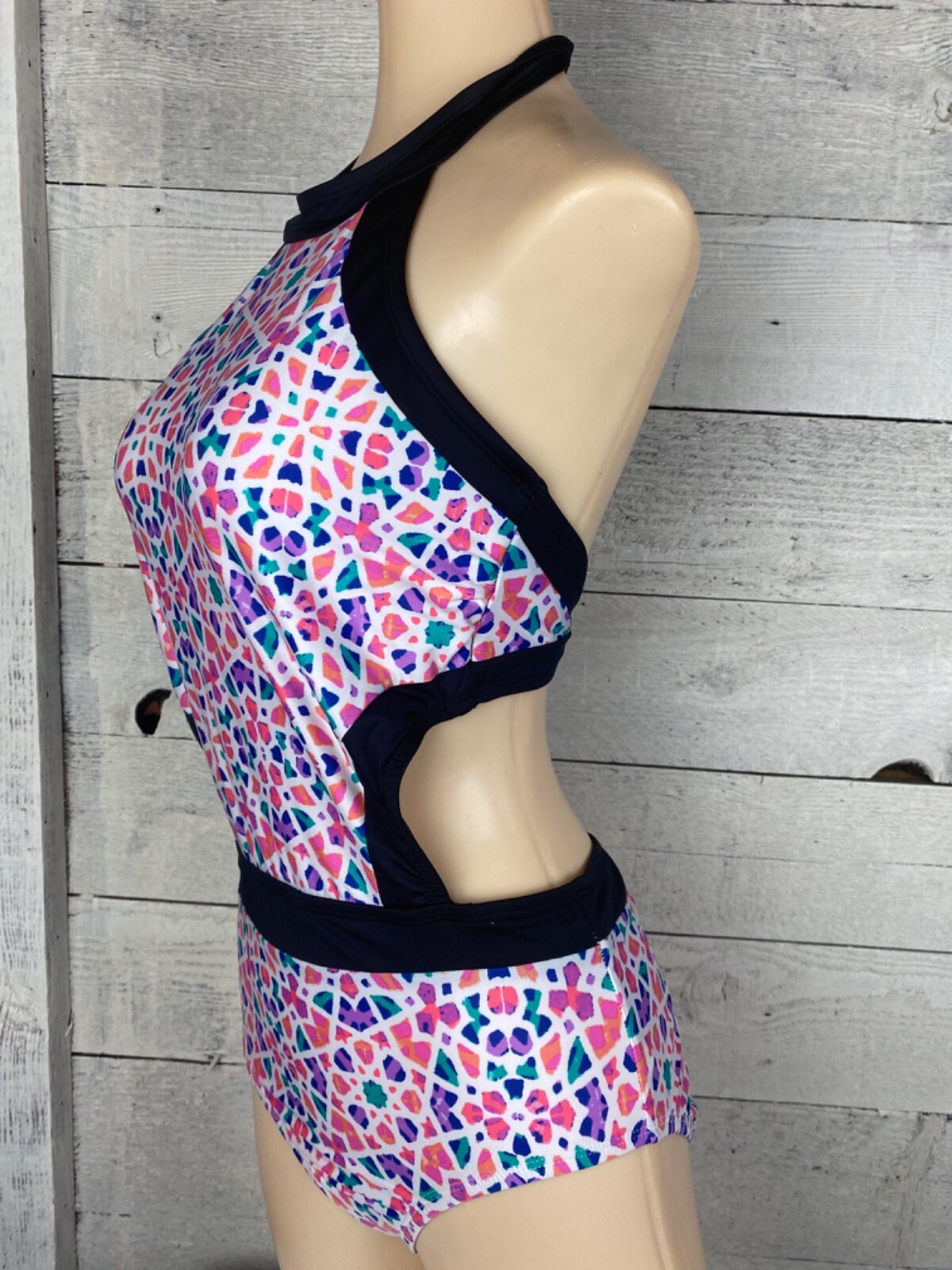 Clean Water 1 Piece Swimsuit Womens Xsmall Shelf Bra Padded Stretch beach