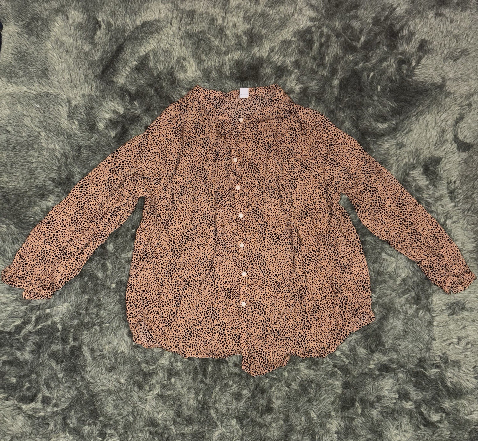 Old Navy Leopard XS Sway Shirt – (USED)