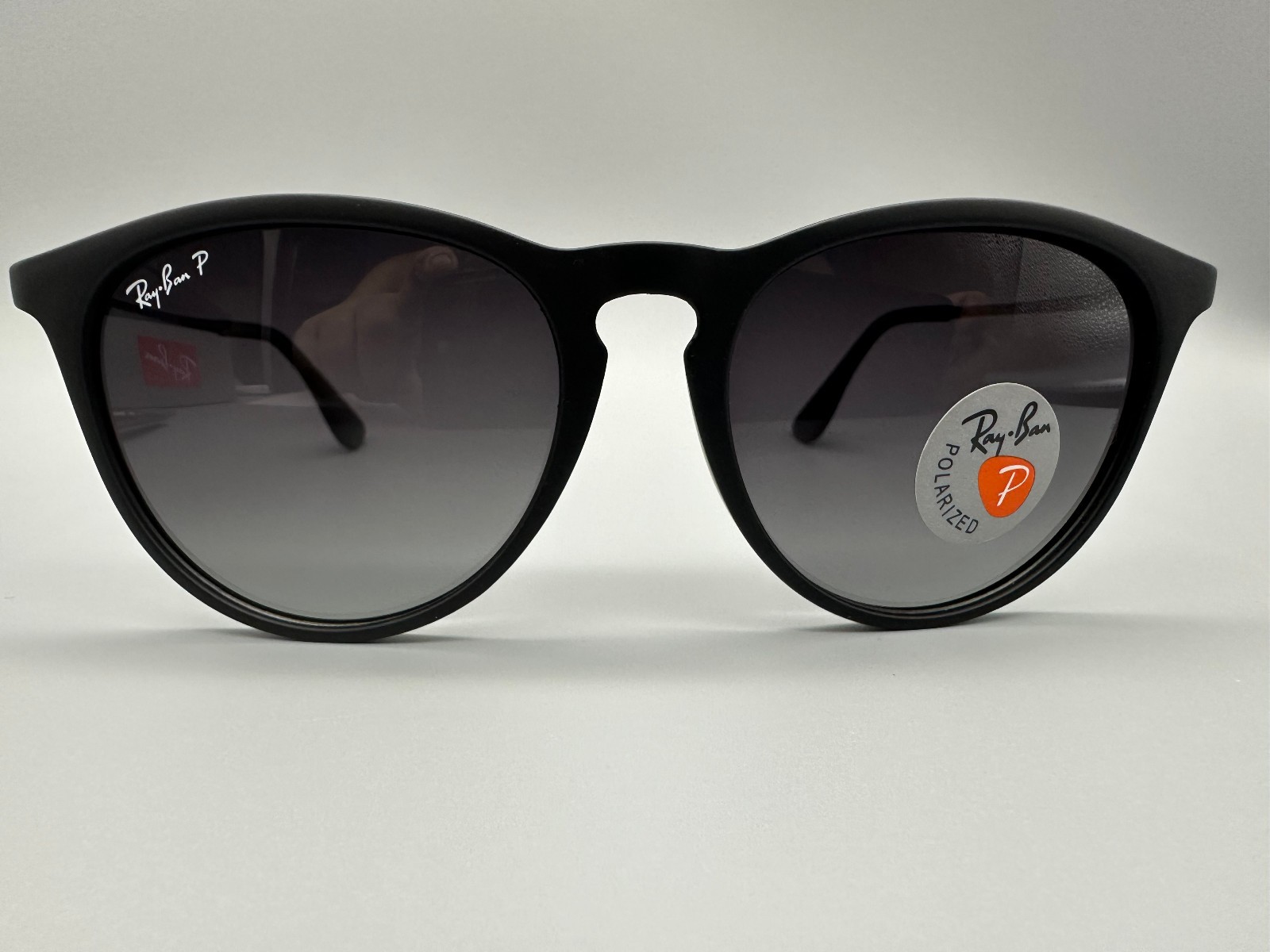 New Ray-Ban RB4171 Erika Matte Black/ Grey Polarized Gradient Women’s Sunglasses