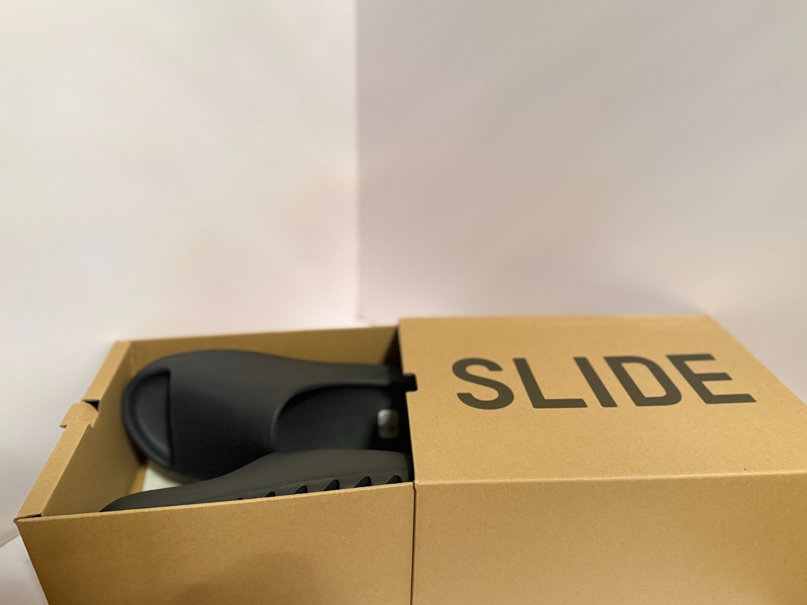 Adidas Yeezy Slide Onyx Size 12 (100% Authentic) HQ6448