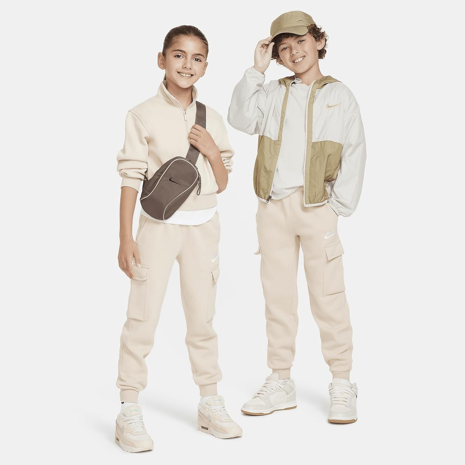 Nike Sportswear Club Fleece Big Kids’ Cargo Pants (FD3012-126, Sanddrift/Sanddri