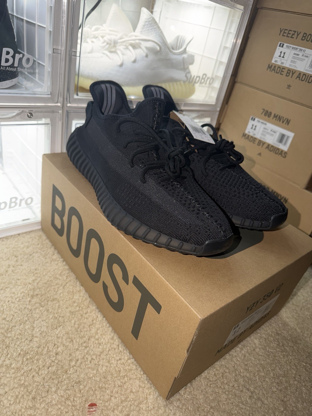 Yeezy Boost 350 V2 Onyx Size 12
