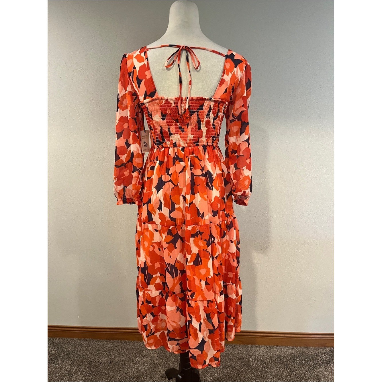 Floral V-Neck Long Sleeve Midi Dress size Extra small