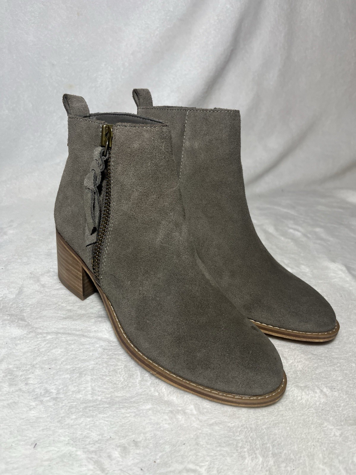 BP Block Heel Booties Grey Suede 2.5 Inch Size 8.5