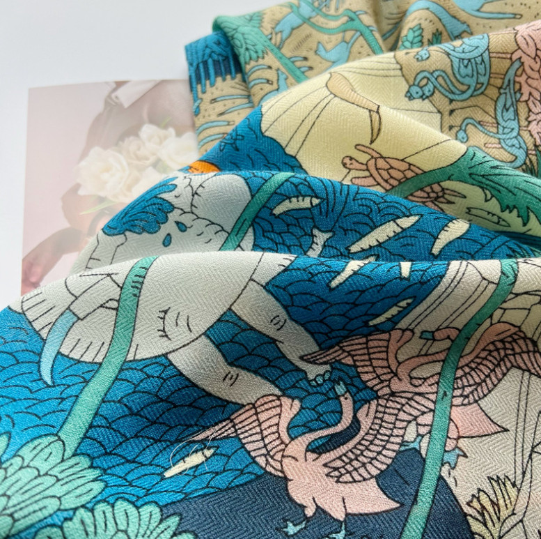 70% Cashmere 30% Silk Wrap Scarf Animal World Print Double Face Print Shawl 53”