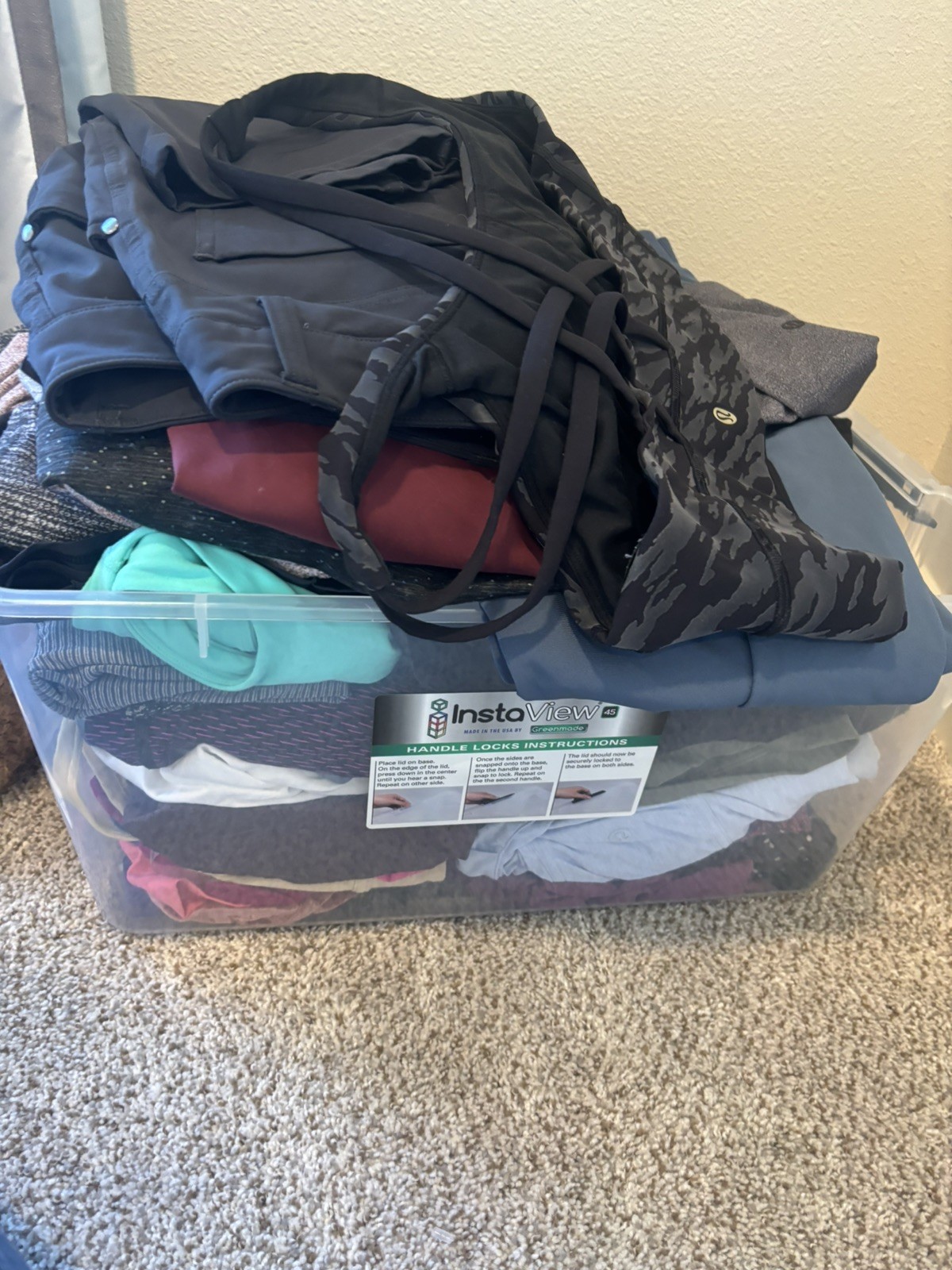 Lululemon Bundle Lot Reseller various sizes 50 pieces