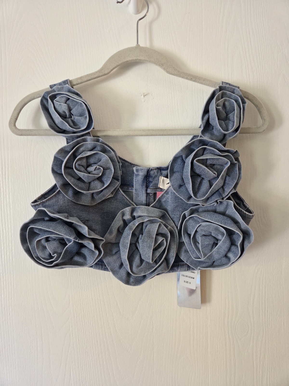 L/C LIZETTE Womens Blue Denim Low Cut Top Rose Accents Zip Back Stretch S/M Rare