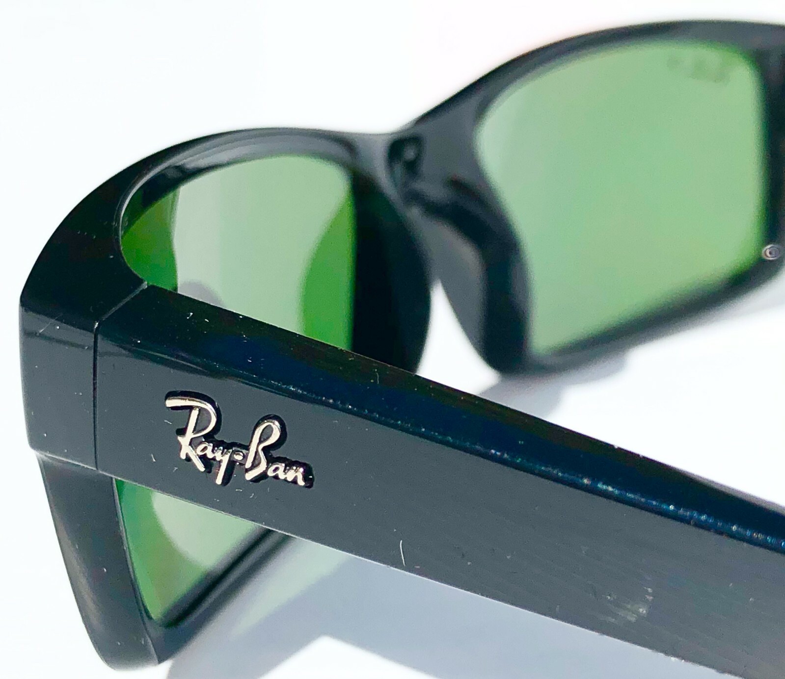 NEW* Ray Ban Black polished Rectangle POLARIZED Green Lens Sunglass RB 4151 601