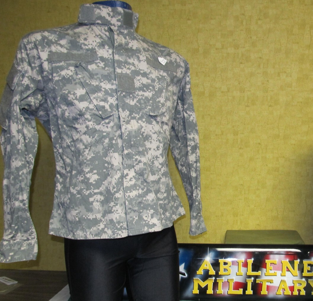 ACU Digital Camo Jacket Shirt Army Flame Resistant Bug Repellant Medium Long New