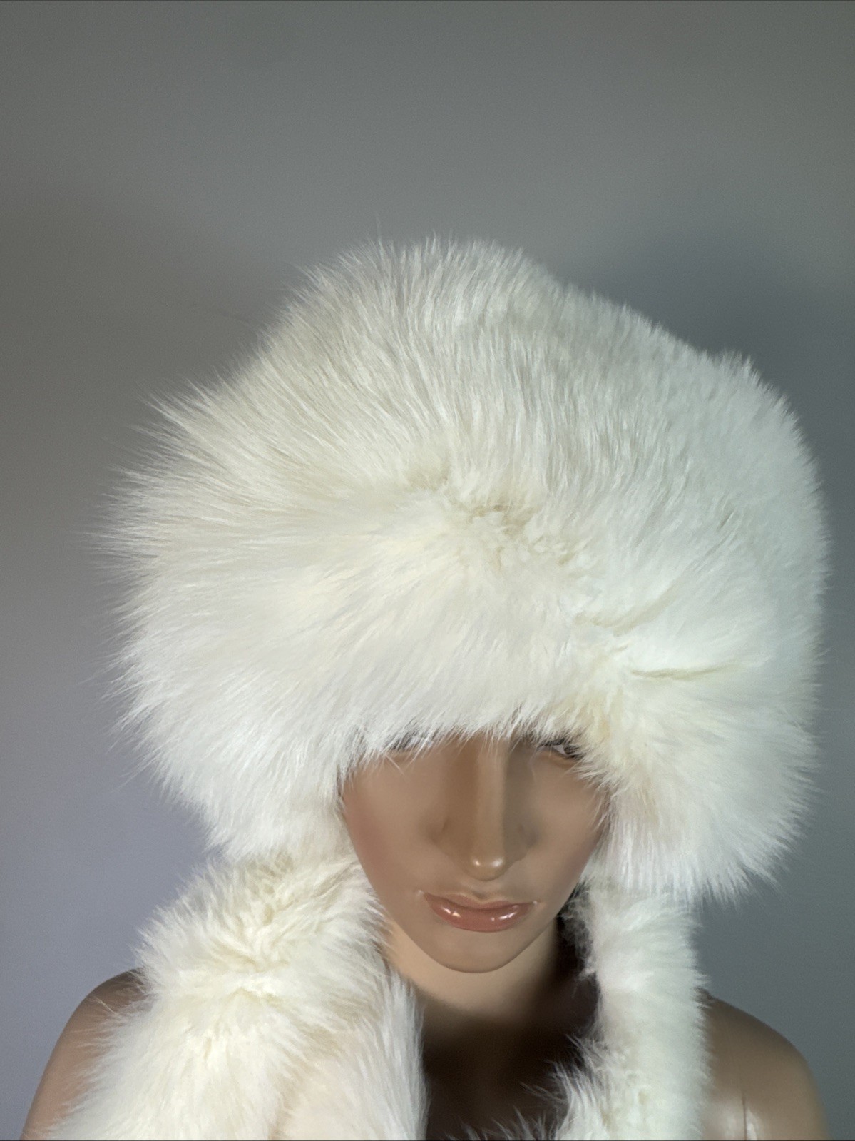 Winter Fur White Women’s Warm Fluffy Hat With Scarf