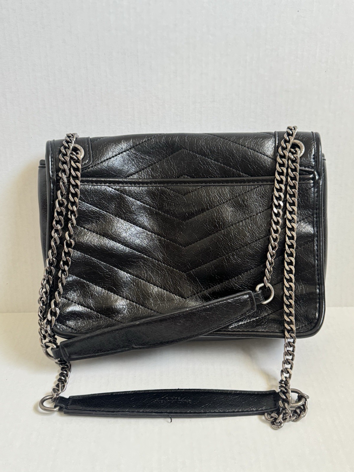 Black Quilted Shoulder/Crossbody Bag Chain Strap Magnetic