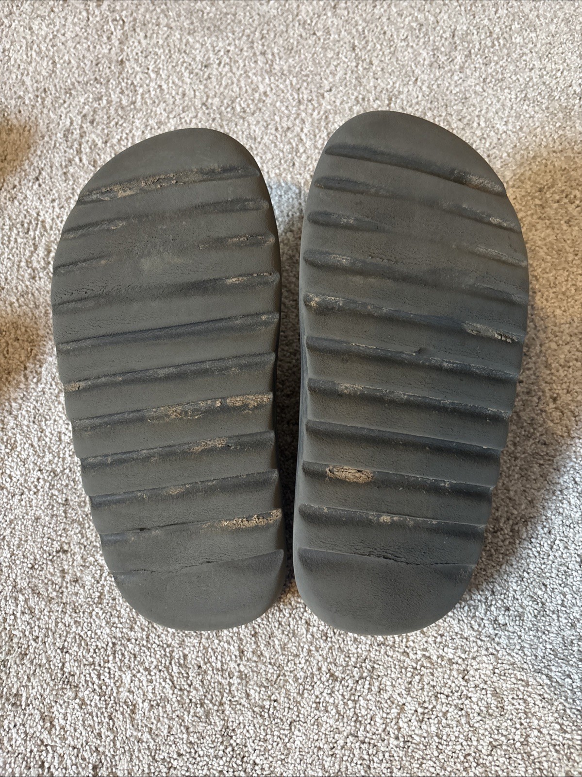 OG adidas Yeezy Slide Onyx Size 9 Original Box Included
