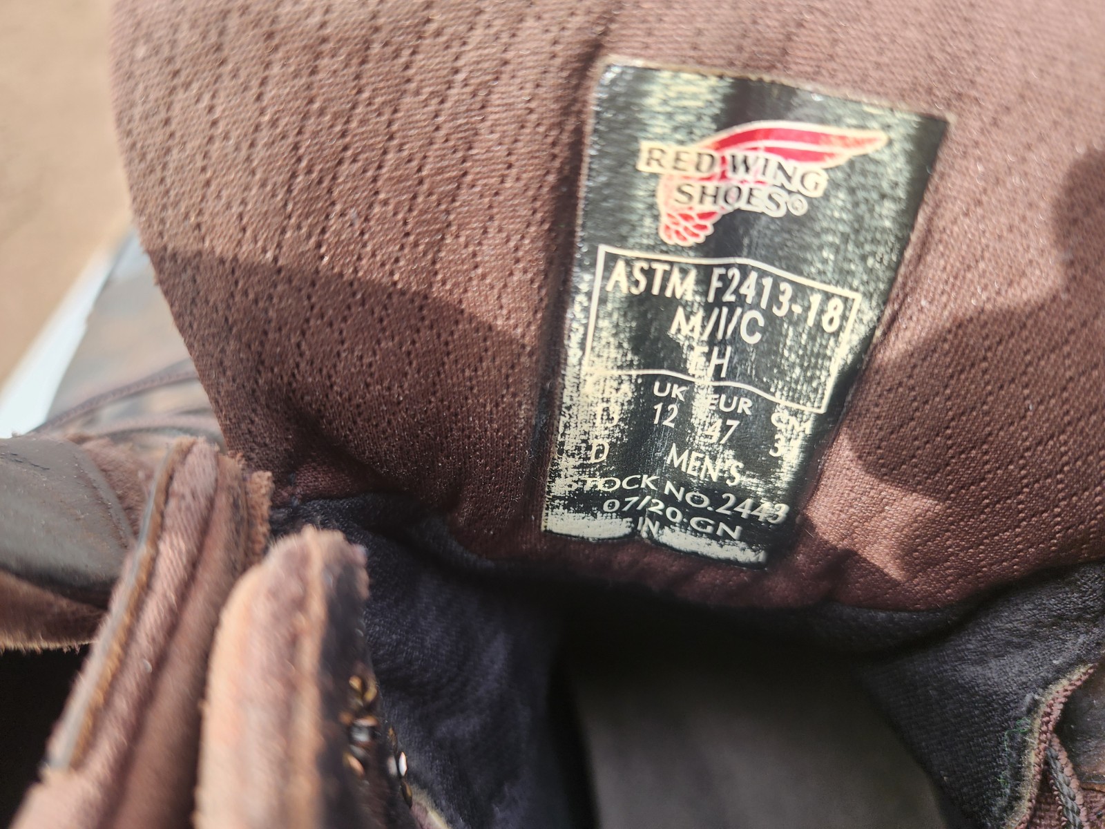 Red Wing Boots 2443 Mens 13 D Brown Leather steel Toe with tuff toe.