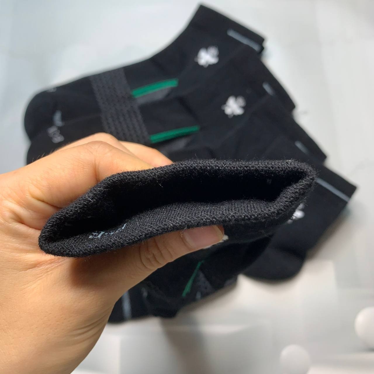 Bombas Men’s Quarter Socks 4 Pair Pack Black Green Size M Medium L Large New