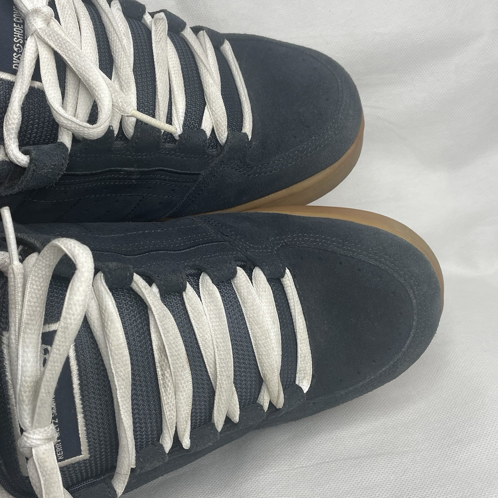 VTG DVS Shoes Kerry Getz Skateboarding Mens Size US 13 Navy Blue Suede Gum Sole