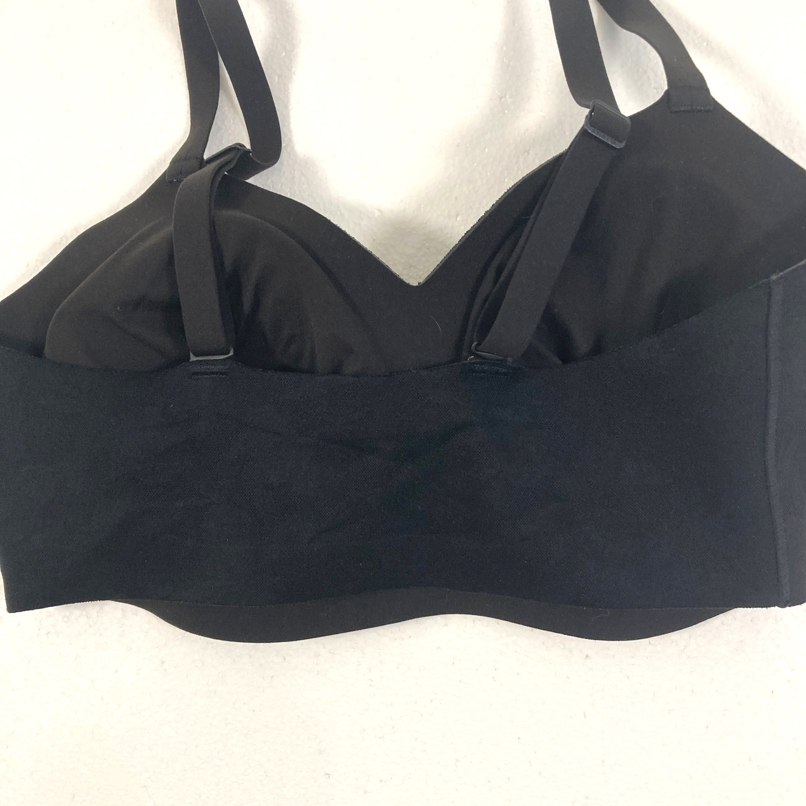Athleta Bra Womens Large Black Wireless Lightly Padded Adjustable Strap Lace