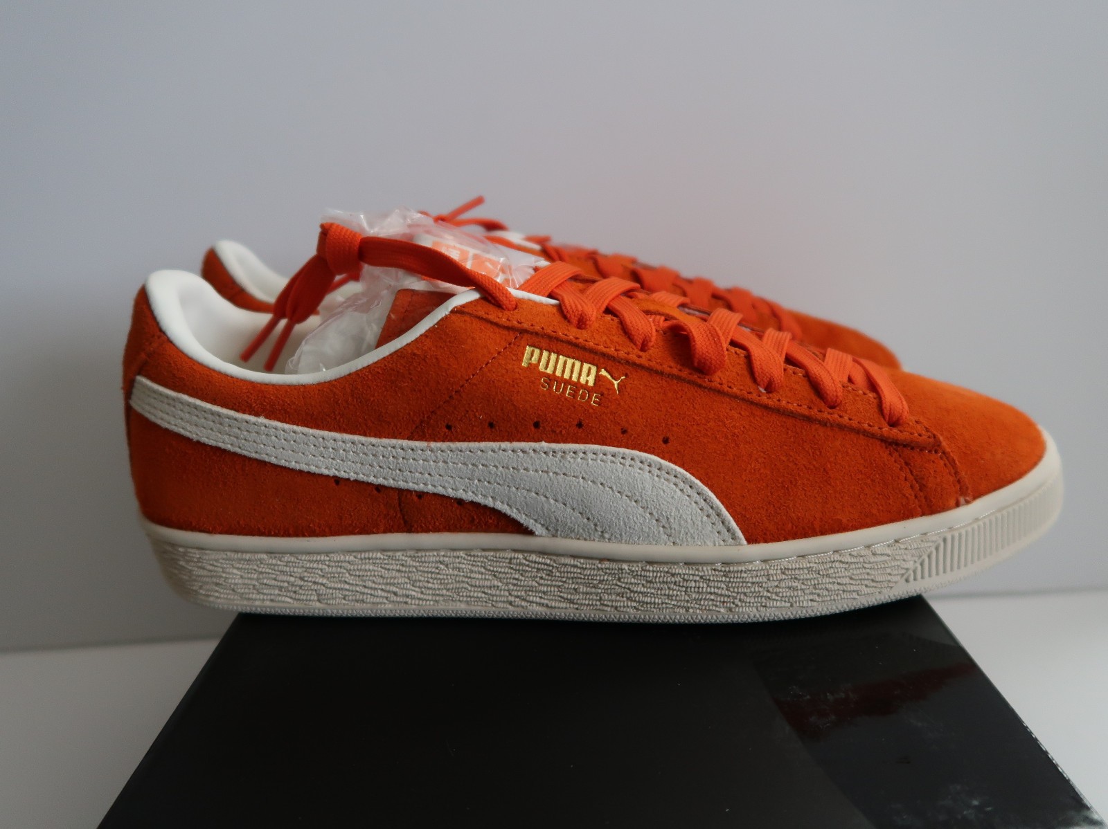SALE 2025 CHARLES F STEAD X PUMA SUEDE GLO ORANGE WHITE SZ 11.5 – 13 403766-02