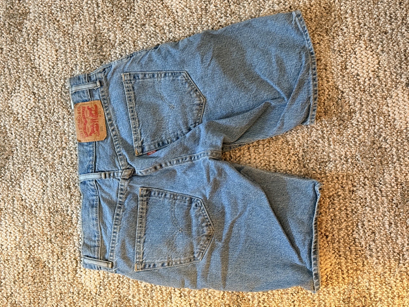 Levis 505 Vtg jean shorts men’s 34 blue Y2K Regular Fit inseam 8.5 inches cotton