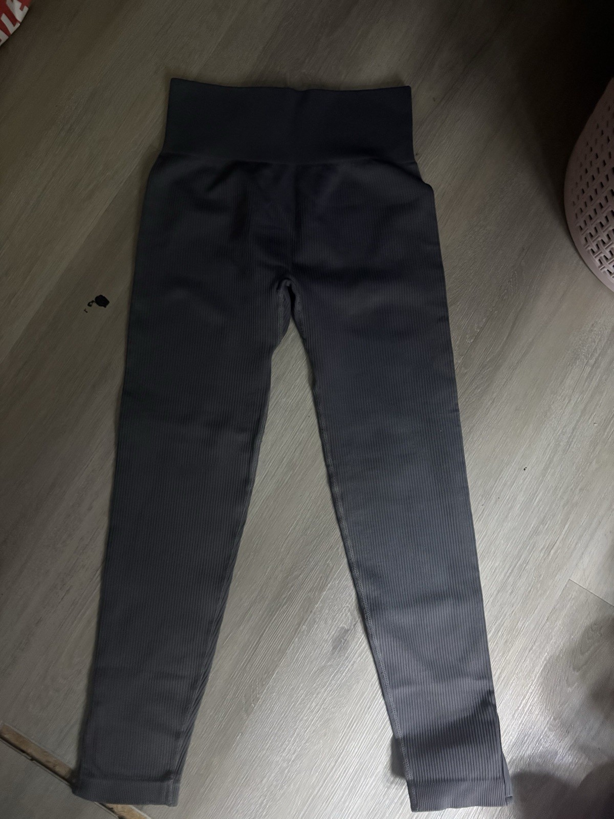 OQQ Gray High Waist Women’s Leggings M 90% Nylon 10% Spandex Solid Knit
