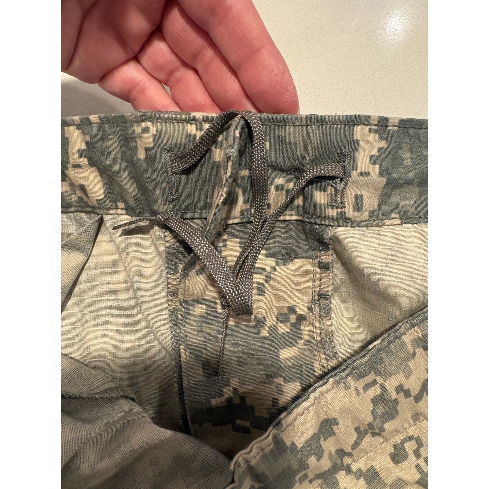 US Army ACU Digital Camo Cargo Pants Sz L Long UCP Tactical Trousers 35-39 Waist