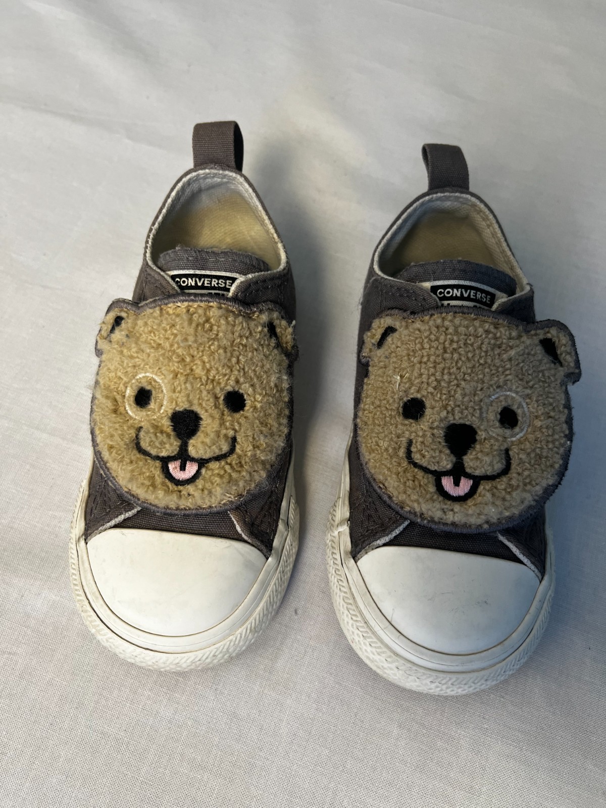 Converse Youth Sneakers Chuck Taylor All Star Sherpa Bear Closure Toddler S 7