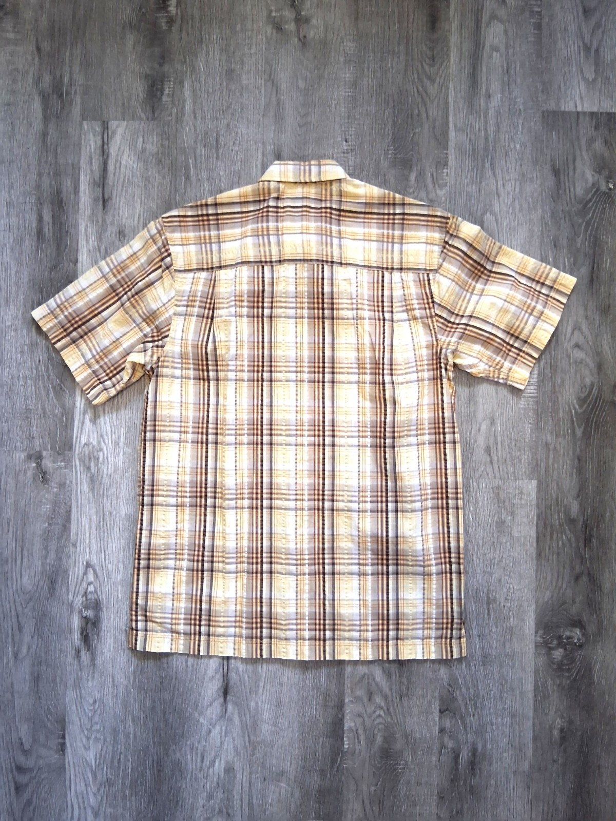 GH Bass Earth Men’s Small Yellow Plaid Seersucker Short Sleeve Button Up Shirt