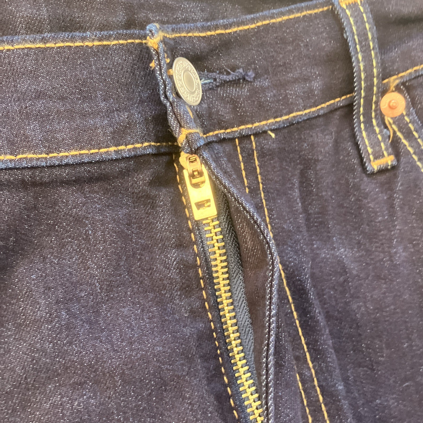 NWT Men’s Levi’s 513 Slim Stretch Straight Dark Wash Blue Jeans Size 36”x30”
