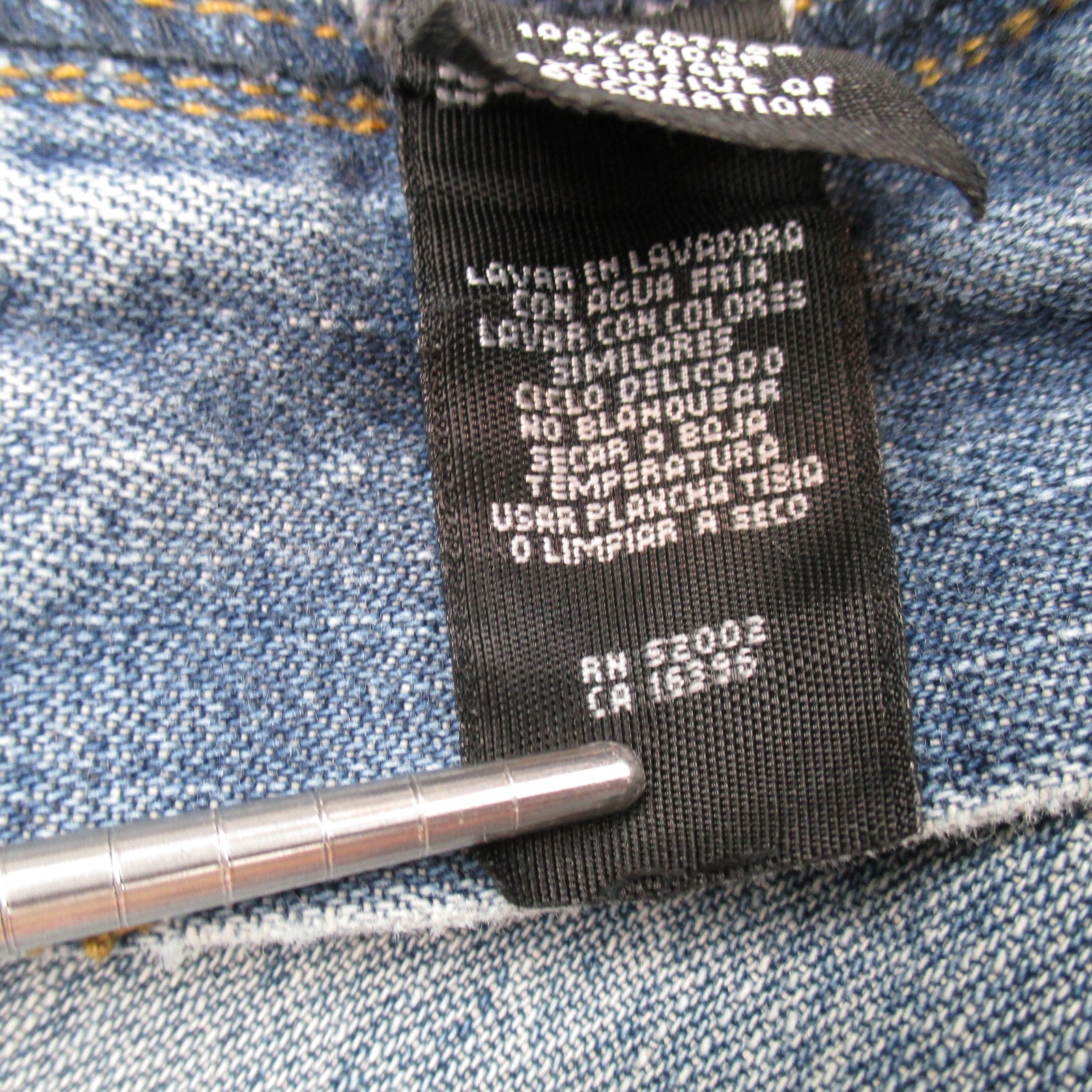 DKNY Jeans Mens Jeans 33×30 Blue Straight Leg Distressed Denim Y2K 100% Cotton