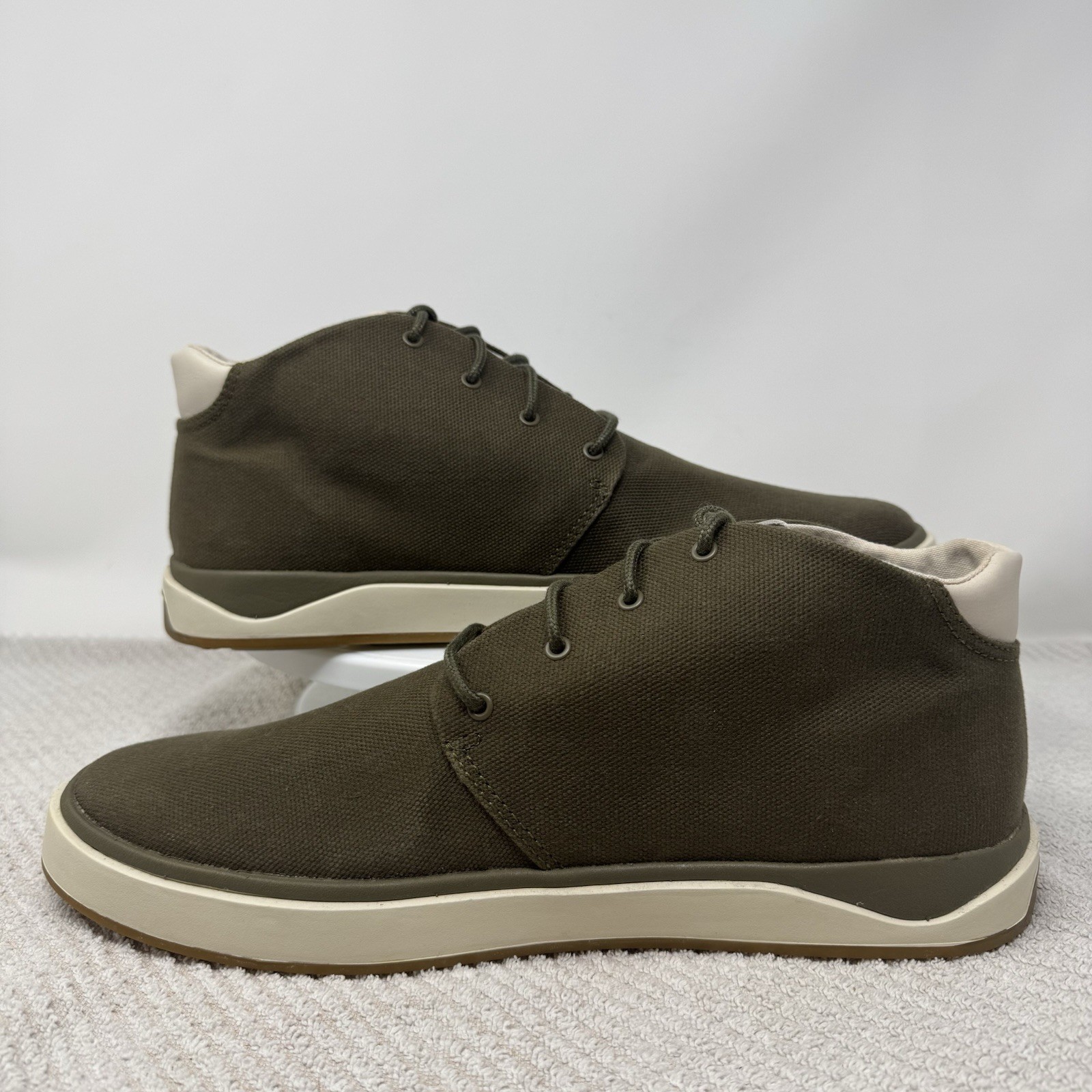 OluKai Papaku Chukka Boots Men’s Size 10 Olive Green Casual Canvas NEW