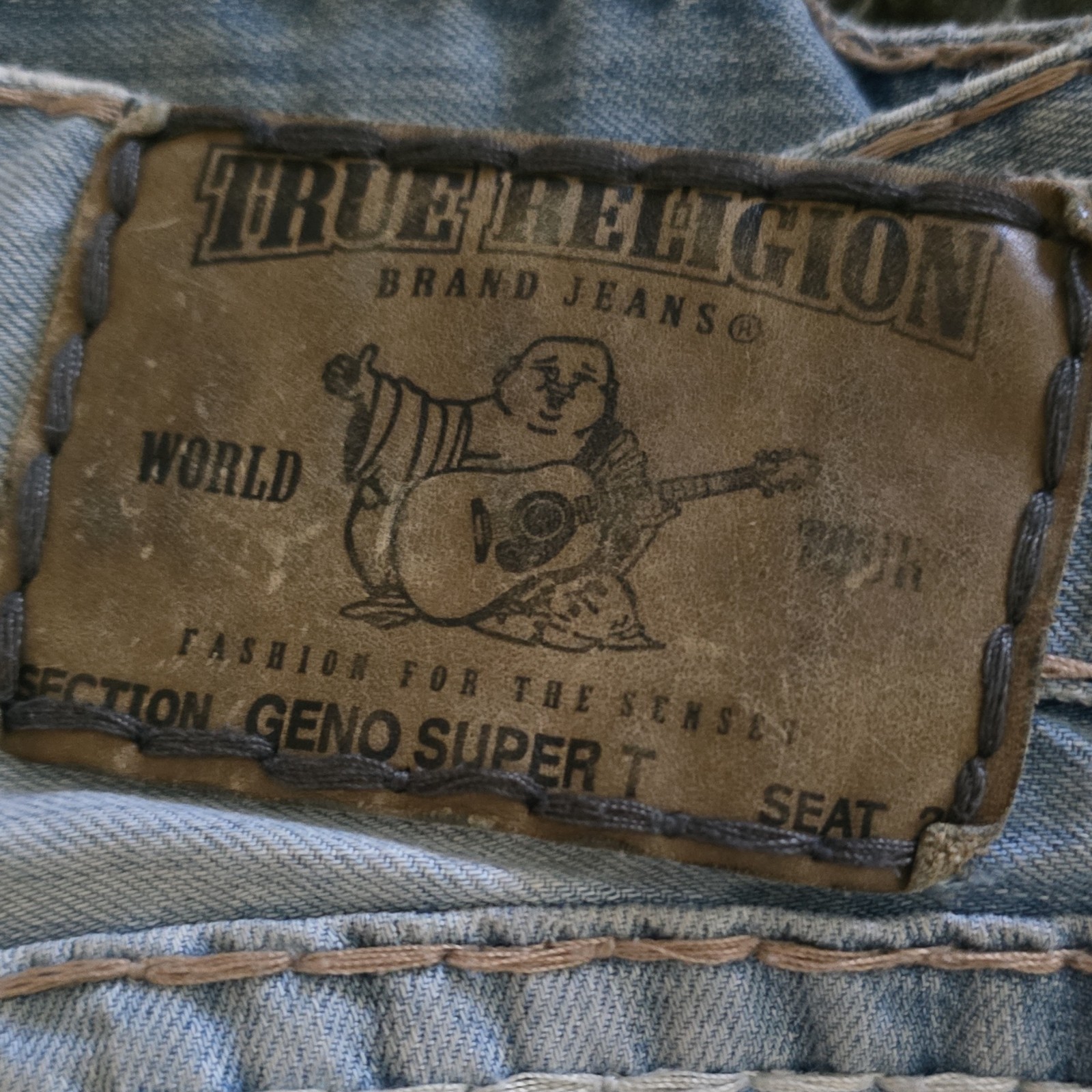 TRUE RELIGION WORLD TOUR GENO SUPER T