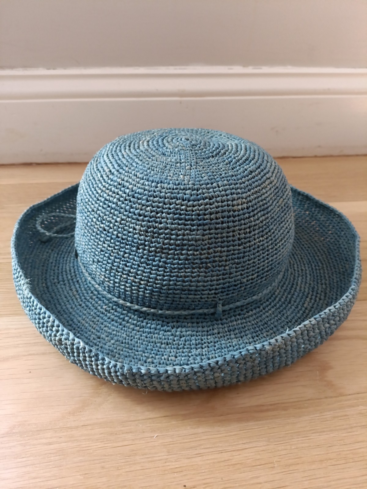 Jaden Rael Handmade Madagascar 100% Rafia Hat Medium Size Teal Classy Church