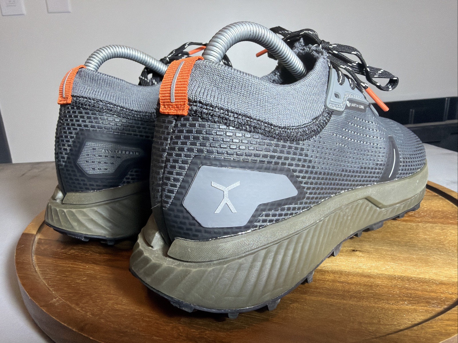 Flux Footwear Adapt Trail Runner Black Mens Size 7.5 Womens 9 Shoes Sneakers