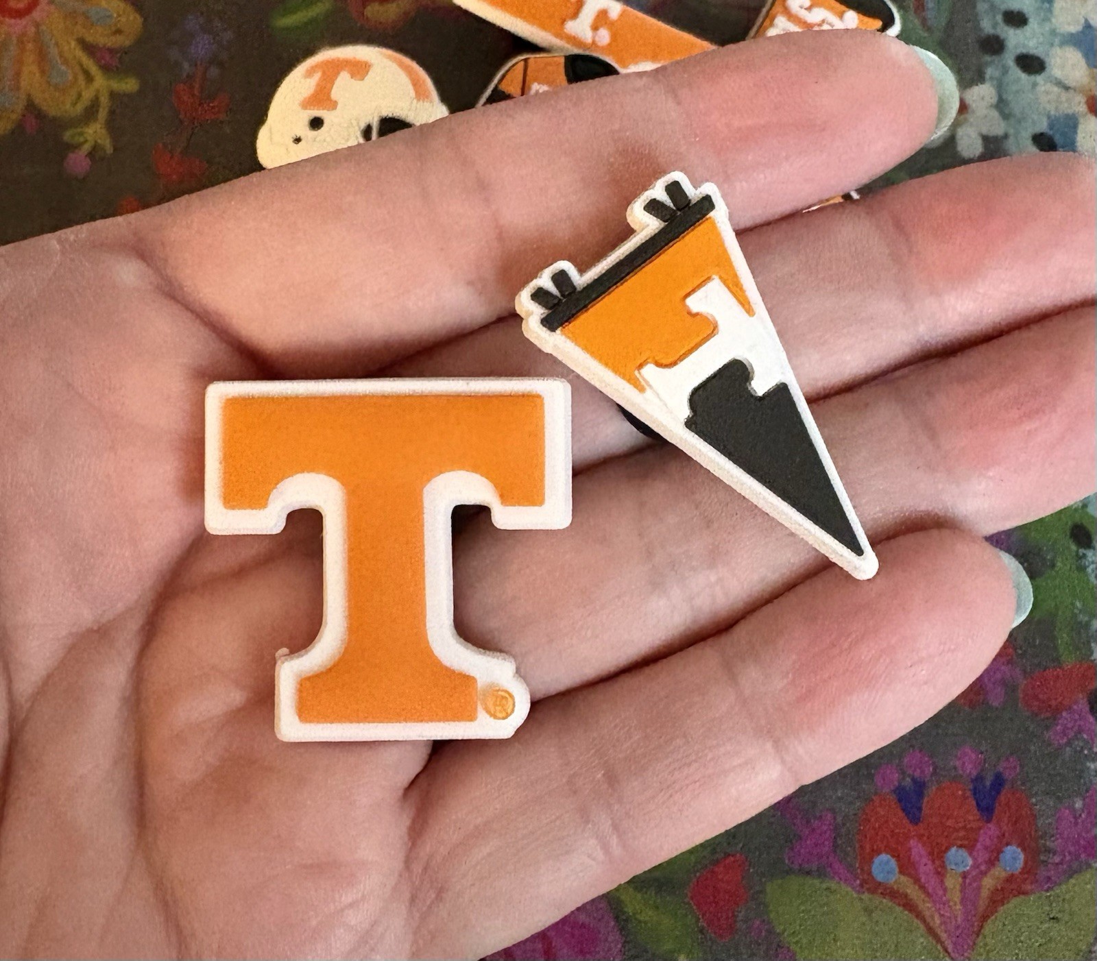 9 Piece TENNESSEE College University Shoe Charms Clog Decorations PVC NEW