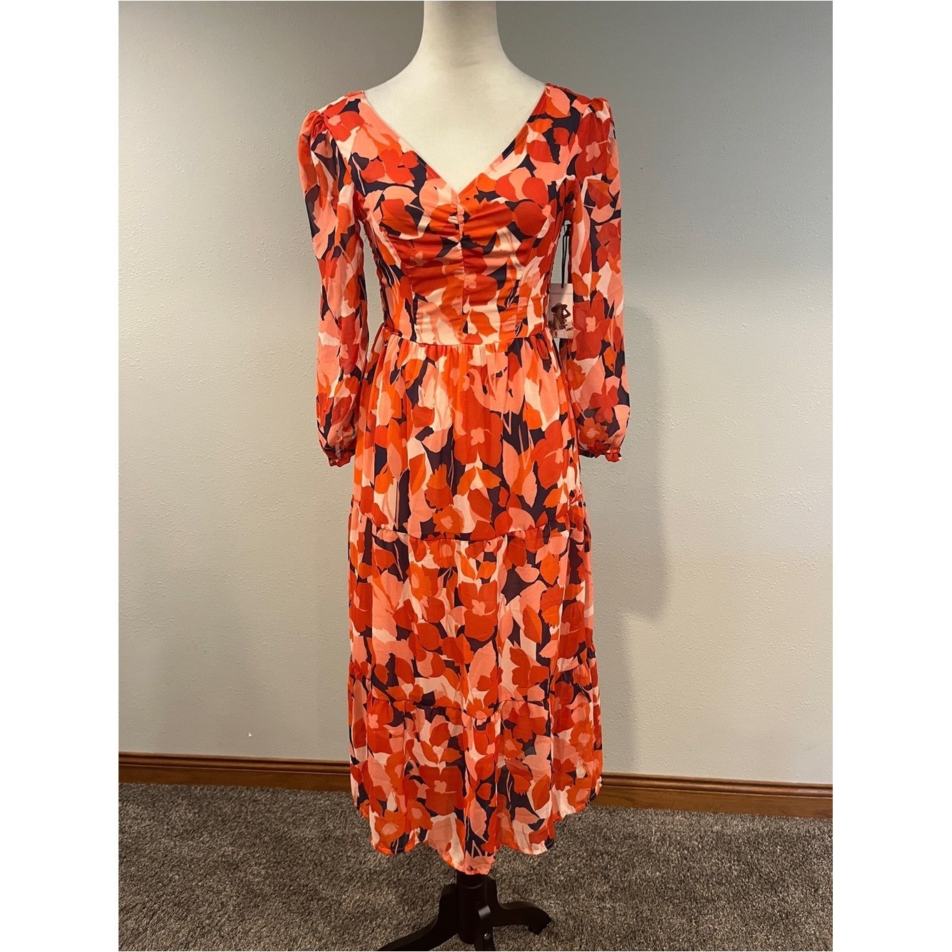Floral V-Neck Long Sleeve Midi Dress size Extra small