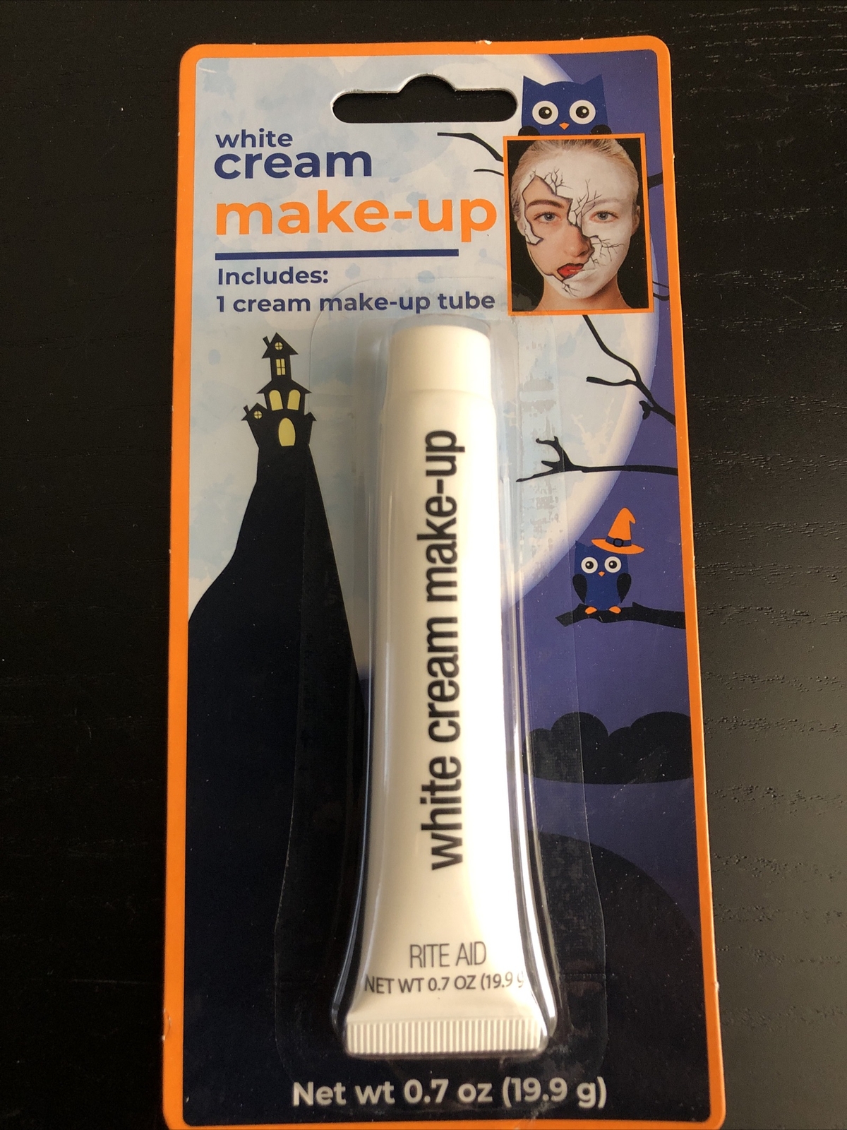 Halloween White Cream Make-up Facepaint, Halloween Cosmetics (NEW) (0.7oz)