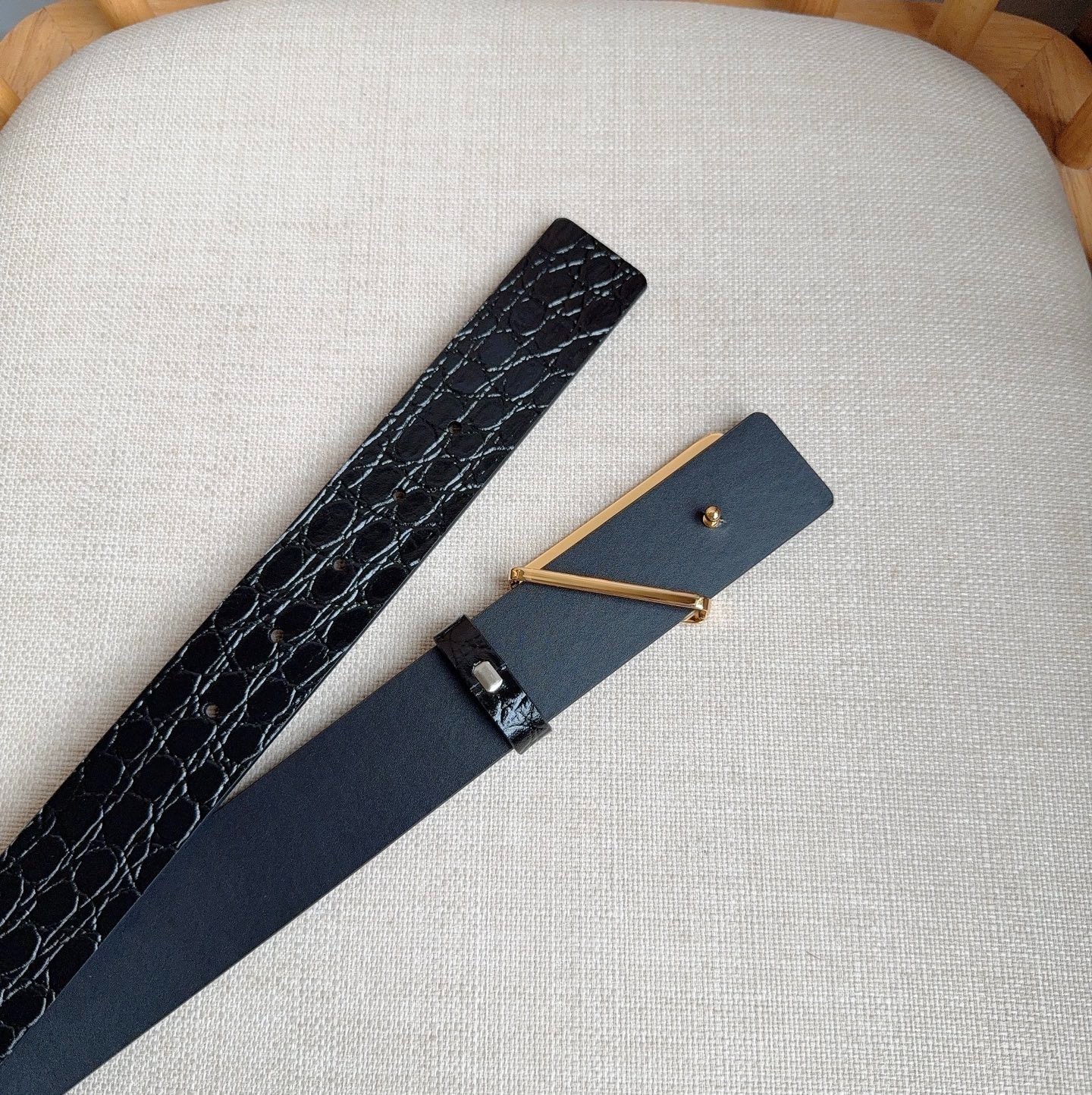 Prada men’s black-button black leather belt