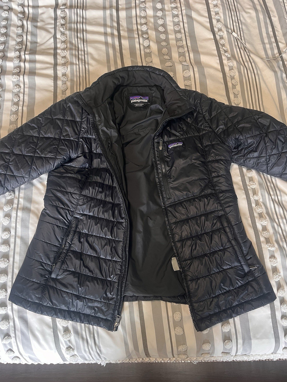 Patagonia Women’s Large Black Lightweight Quilted Jacket Full Zip