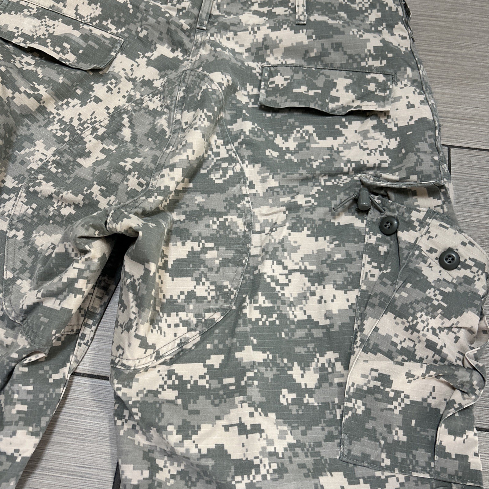 US Army Combat Uniform ACU Digital Camo Trousers Large/Long USGI Rip Stop