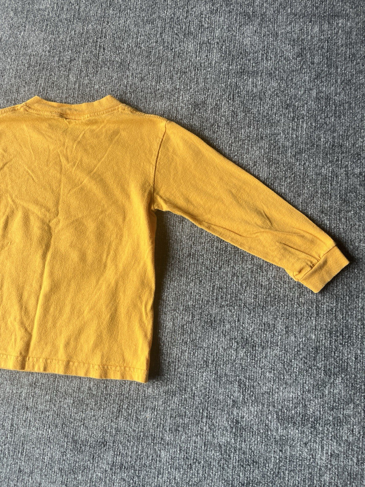 Kids Madagascar Escapees Movie Shirt Long Sleeve Yellow Size 8-10