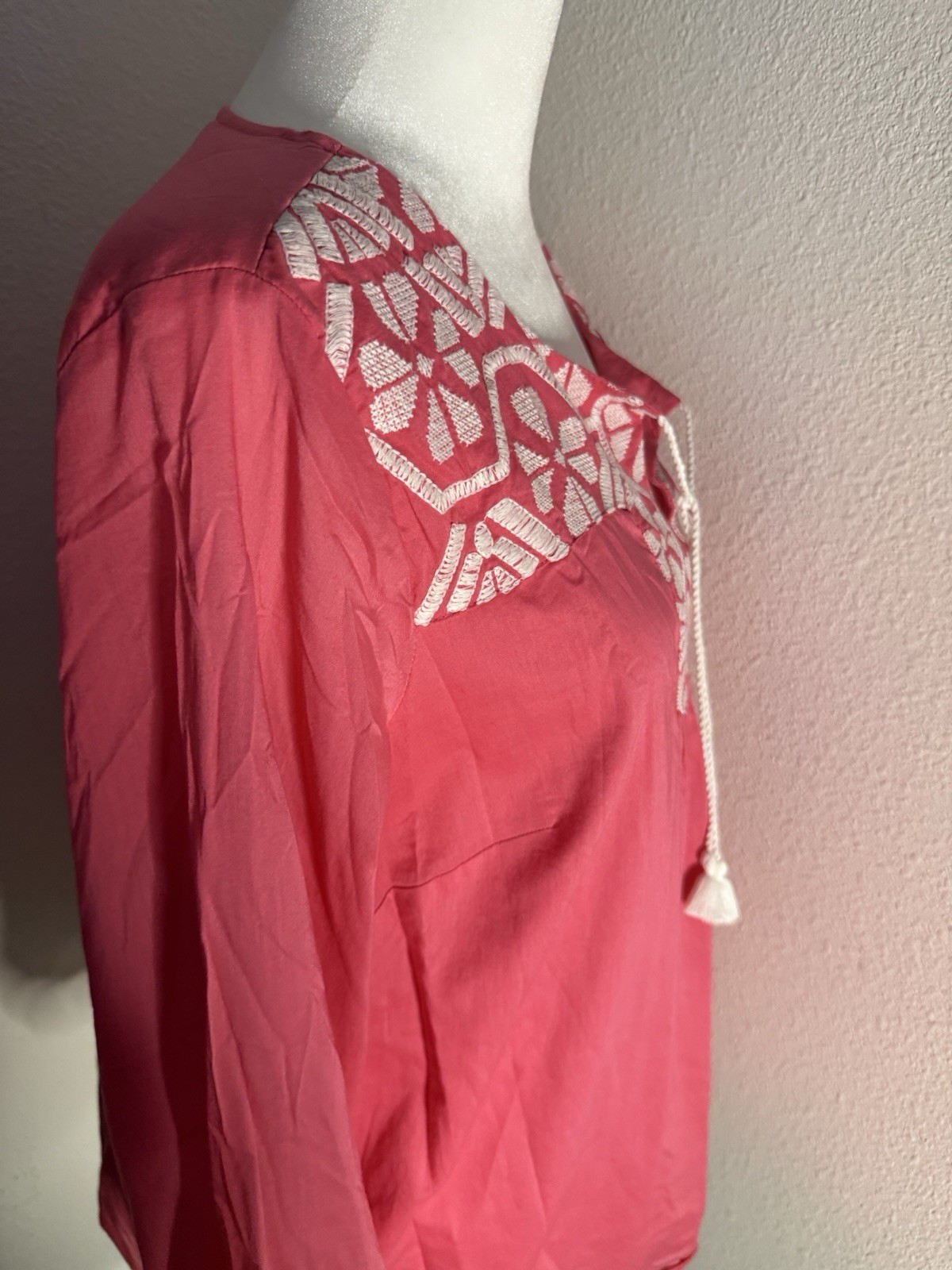 Talbots Petite Pink Embroidered Cotton Peasant Blouse Boho Tassel Top LP