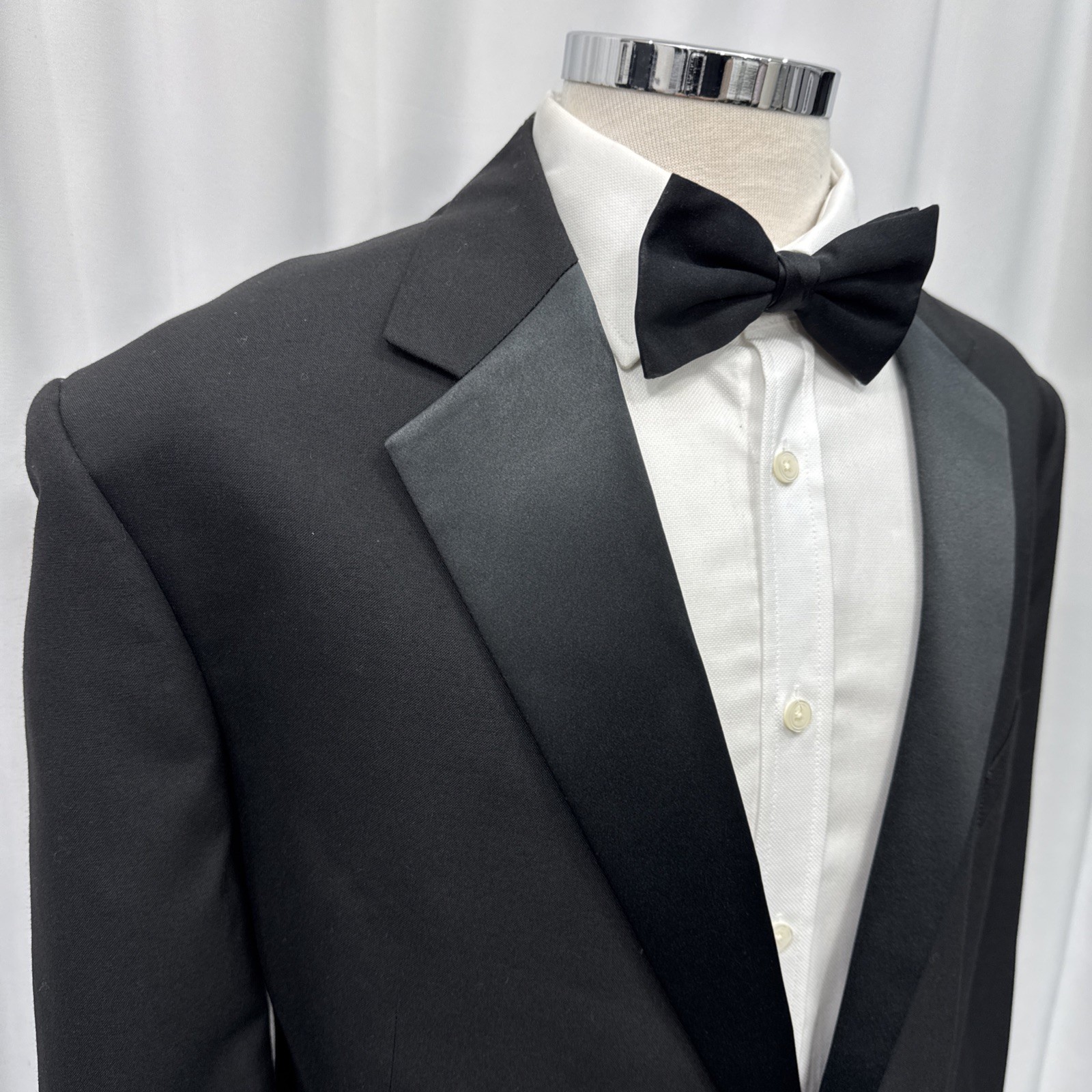 M&S Tailoring Men’s Black Machine Washable 2 Piece Dinner Suit C48M W48 L31