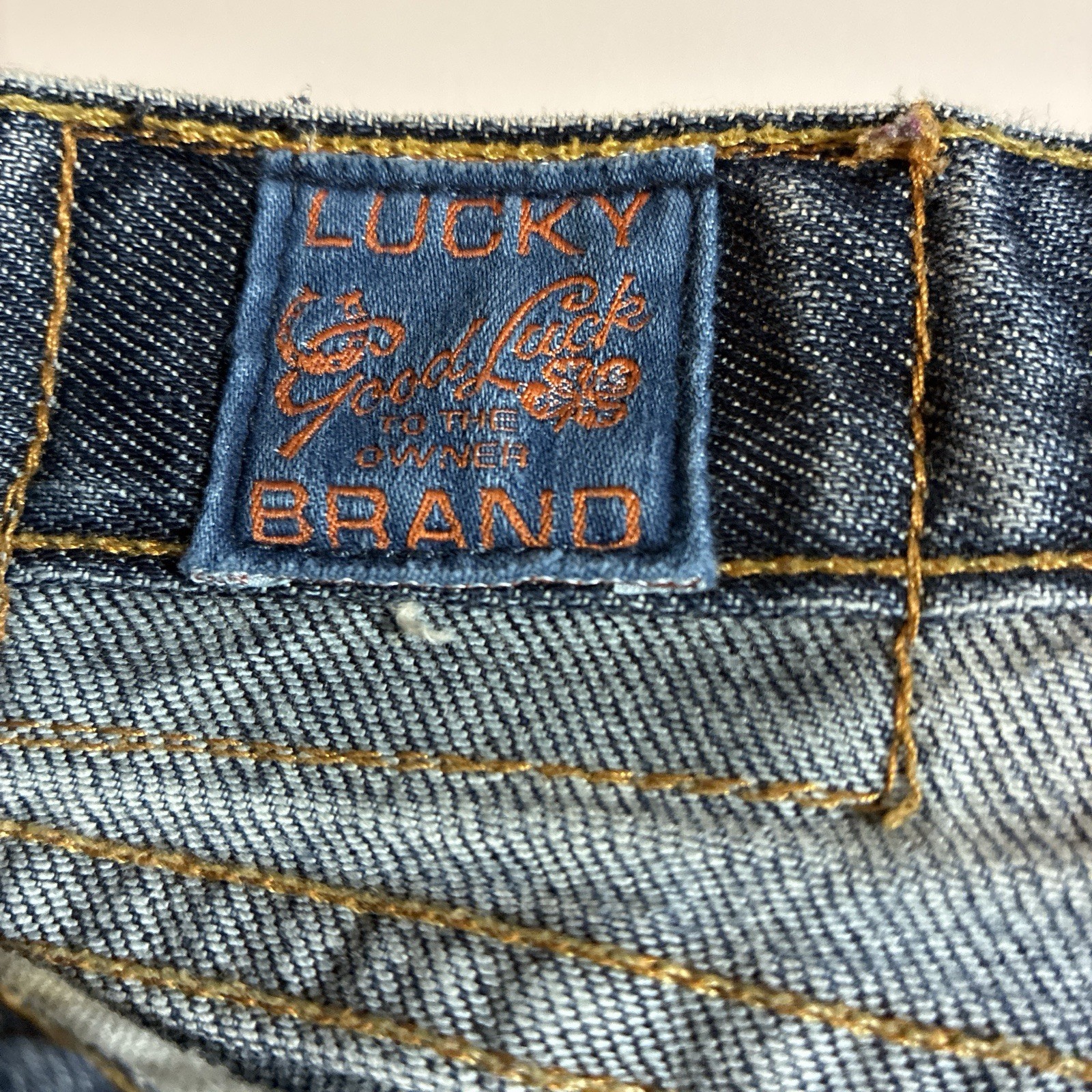 Lucky Brand Blue Straight Denim Jeans Regular Fit Mid Rise Distressed