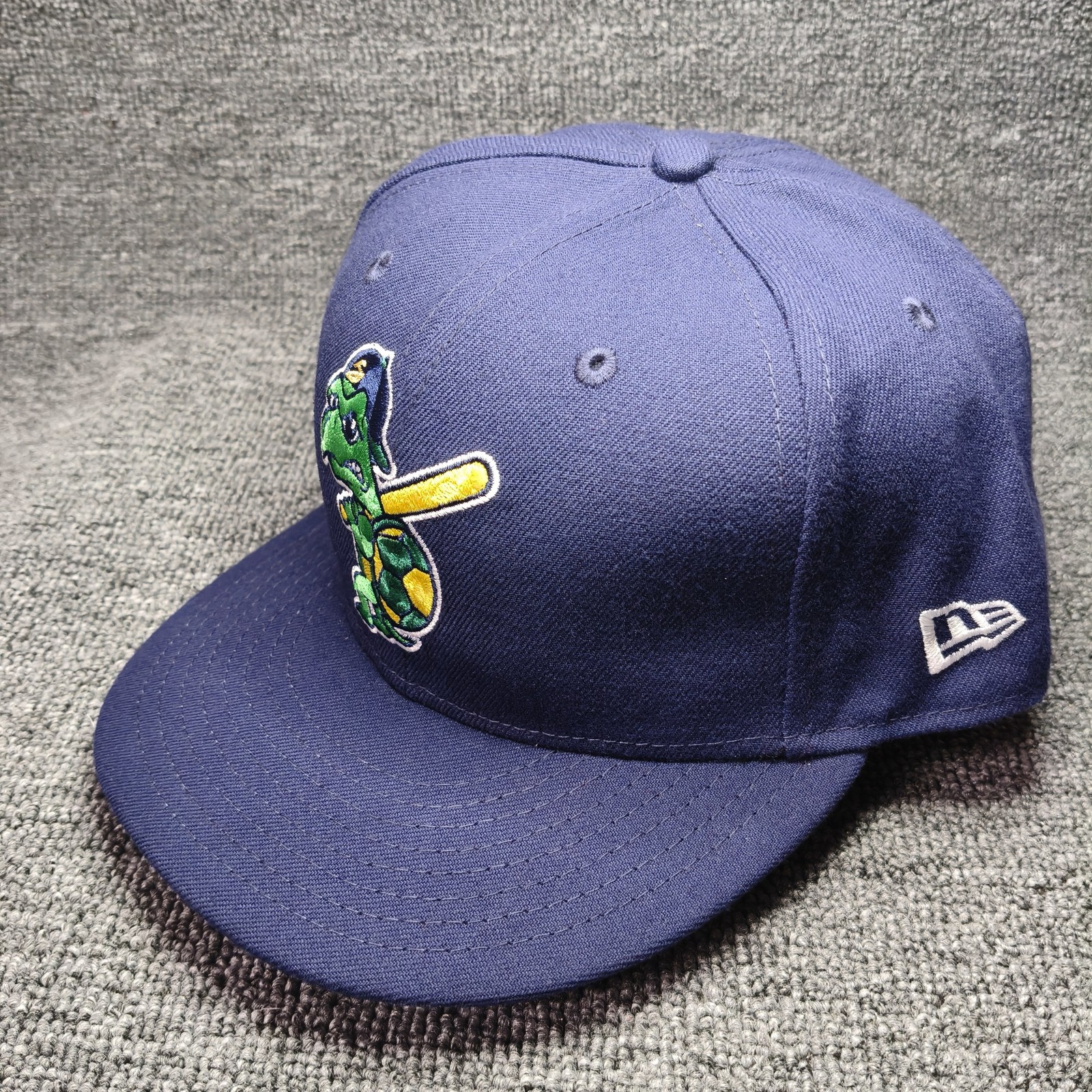 New Era Timber Rattlers 59FIFTY Fitted Navy Size 8 MiLB Hat