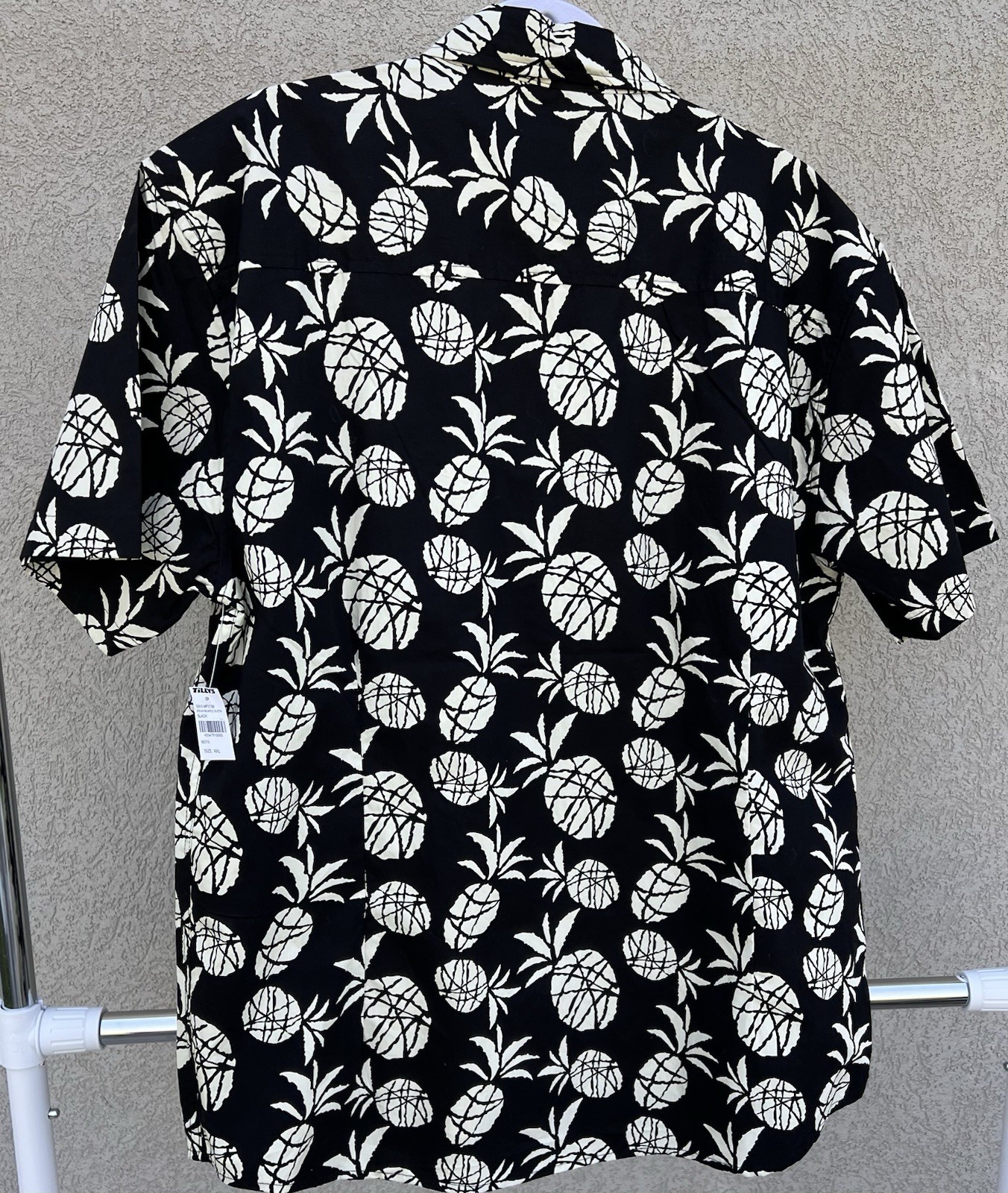RSQ Hawaiian Shirt Mens 2XL Black Pineapple Print Beach Travel Cotton NWT